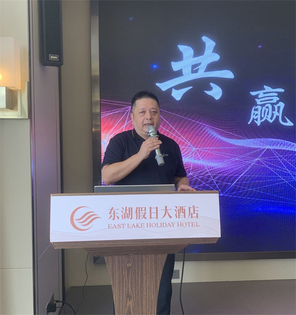 廣州市接點(diǎn)智能科技有限公司副總經(jīng)理李淵.jpg